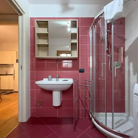- Not Active Apartment *
